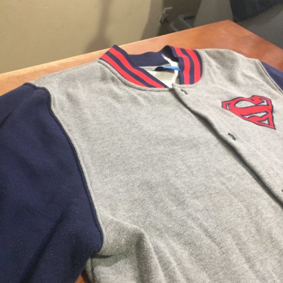 Superman School Jacket - Picture 8 of 10